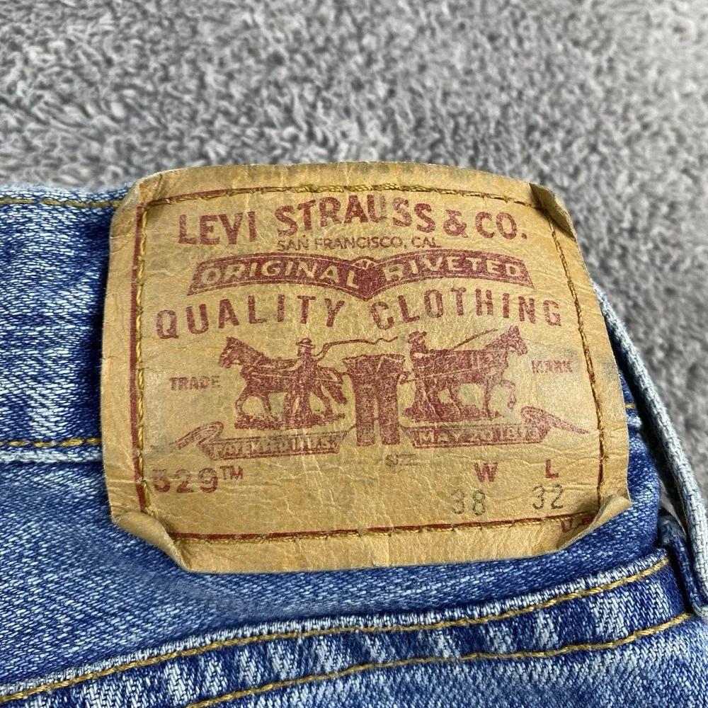 Vintage Levis 529 Straight Jeans Men 38x32 Blue Medium Wash Mid Rise 100% Cotton